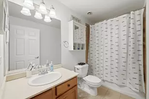 1645 W Ogden Ave, Chicago, IL 60612 - Photo 8