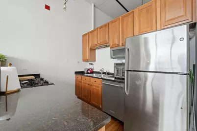 1645 W Ogden Avenue #714, Chicago, IL 60612 - Photo 4