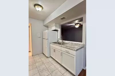 329 David Court #B, Bartlett, IL 60103 - Photo 4