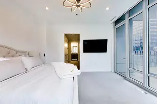 360 W Erie St, Chicago, IL 60654 - Photo 16