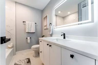 10 Oak Creek Drive #1020, Buffalo Grove, IL 60089 - Photo 12