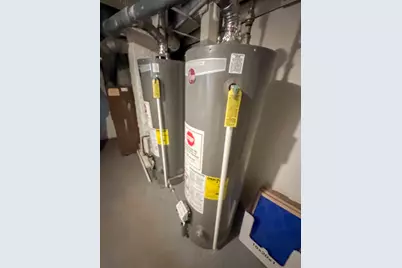 2037 N Tripp Avenue, Chicago, IL 60639 - Photo 10