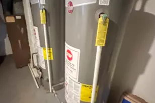 2037 N Tripp Ave, Chicago, IL 60639 - Photo 10