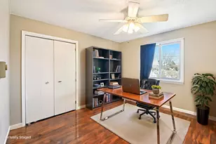 220 Madison St, Joliet, IL 60435 - Photo 8