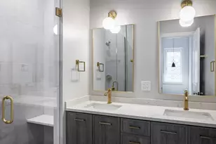 3839 N Clark St, Chicago, IL 60613 - Photo 4