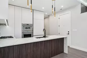 1446 W Chestnut St, Chicago, IL 60642 - Photo 6