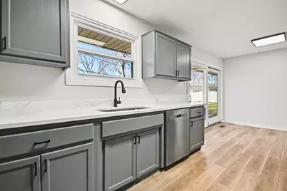 5535 Adeline Place, Oak Forest, IL 60452 - Photo 6