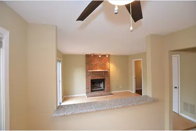 387 Amy Court, Naperville, IL 60565 - Photo 6