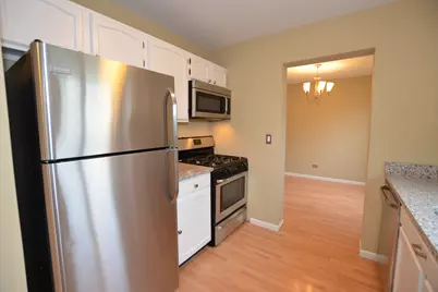 387 Amy Court, Naperville, IL 60565 - Photo 4