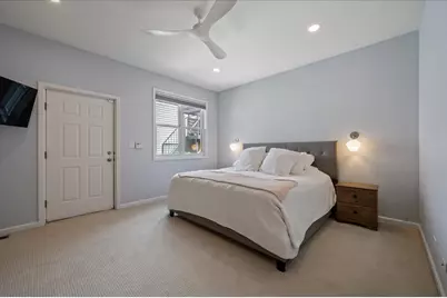 2140 W Haddon Avenue #1E, Chicago, IL 60622 - Photo 8