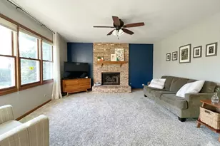 765 Anne St, Woodstock, IL 60098 - Photo 8