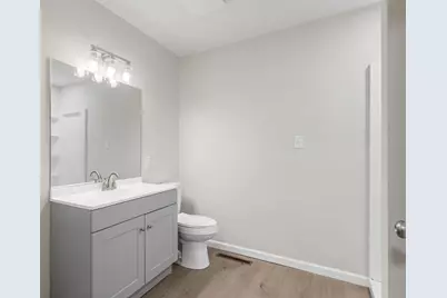 2704 W Kirby Avenue, Champaign, IL 61821 - Photo 20