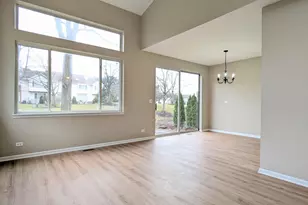 265 Sierra Pass, Schaumburg, IL 60194 - Photo 8