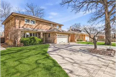 313 N Dee Road, Park Ridge, IL 60068 - Photo 2