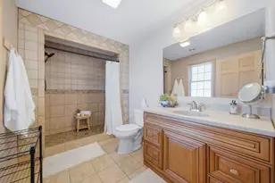 935 E Garden St, Dekalb, IL 60115 - Photo 16