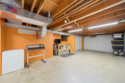 935 E Garden Street, Dekalb, IL 60115 - Photo 26