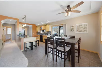 935 E Garden Street, Dekalb, IL 60115 - Photo 6