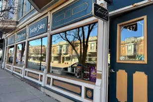 537 N Milwaukee Ave, Libertyville, IL 60048 - Photo 1