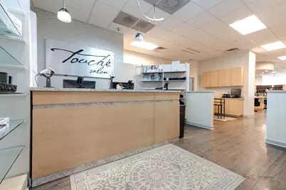 537 N Milwaukee Avenue, Libertyville, IL 60048 - Photo 8