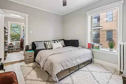 425 N Maple Avenue, Oak Park, IL 60302 - Photo 8