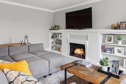 425 N Maple Avenue, Oak Park, IL 60302 - Photo 4