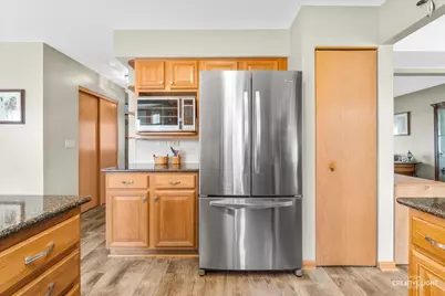 5304 Floralwood Court, Plainfield, IL 60586 - Photo 8