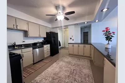 8809 Golf Road #7H, Niles, IL 60714 - Photo 14