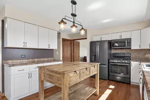 776 Provincetown Dr, Carol Stream, IL 60188 - Photo 16