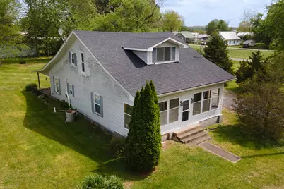 202 S Ervin Street, Pittsburg, IL 62974 - Photo 2
