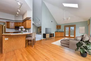 11 Merrimack Ct, Bolingbrook, IL 60440 - Photo 14