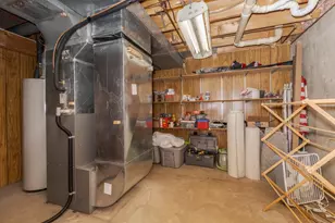 200 Felmley Dr, Normal, IL 61761 - Photo 36