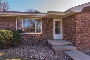 200 Felmley Dr, Normal, IL 61761 - Photo 38