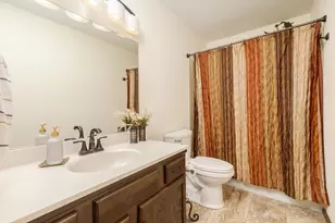 200 Felmley Dr, Normal, IL 61761 - Photo 32