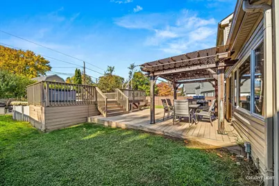 344 Timber Oaks Drive, North Aurora, IL 60542 - Photo 32