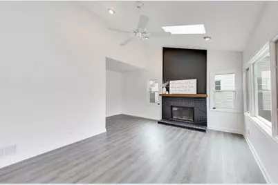 344 Timber Oaks Drive, North Aurora, IL 60542 - Photo 14