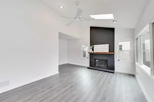 344 Timber Oaks Dr, North Aurora, IL 60542 - Photo 14