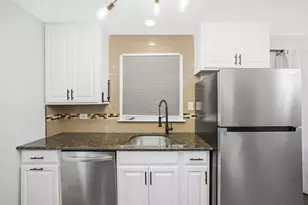 1207 Olive Rd, Homewood, IL 60430 - Photo 8