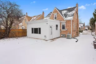 4912 N Mulligan Ave, Chicago, IL 60630 - Photo 24