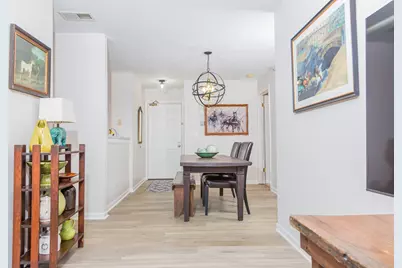 120 Glengarry Drive #112, Bloomingdale, IL 60108 - Photo 2