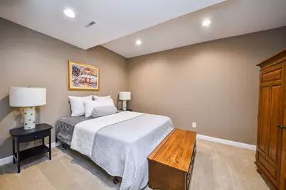 39W578 Newton Square, Geneva, IL 60134 - Photo 16