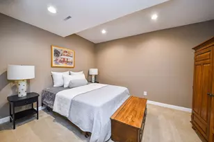 39W578 Newton Square, Geneva, IL 60134 - Photo 16