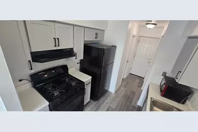 325 Bayview Point, Schaumburg, IL 60194 - Photo 6