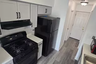 325 Bayview Point, Schaumburg, IL 60194 - Photo 6