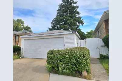 5635 S California Avenue, Chicago, IL 60629 - Photo 1