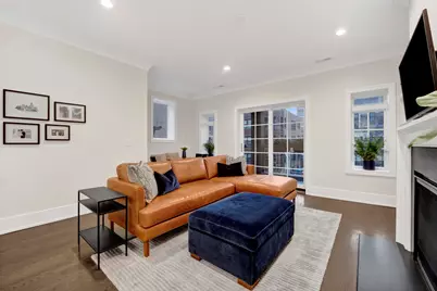 2744 N Mildred Avenue #2, Chicago, IL 60614 - Photo 8