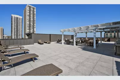 159 W North Avenue #302, Chicago, IL 60610 - Photo 16