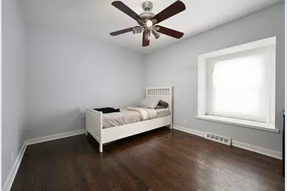 360 Erie Circle, Bloomingdale, IL 60108 - Photo 18