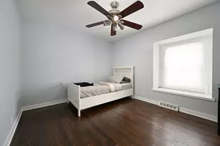 360 Erie Cir, Bloomingdale, IL 60108 - Photo 18