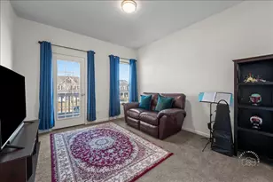 3681 Congressional Pkwy, Elgin, IL 60124 - Photo 22