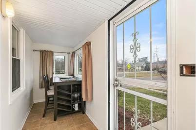 306 Johnson Street, East Dundee, IL 60118 - Photo 4